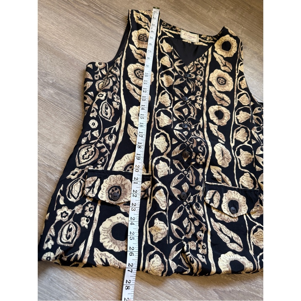 Vintage L' Amadei button-front vest top~Size M - Picture 8 of 10